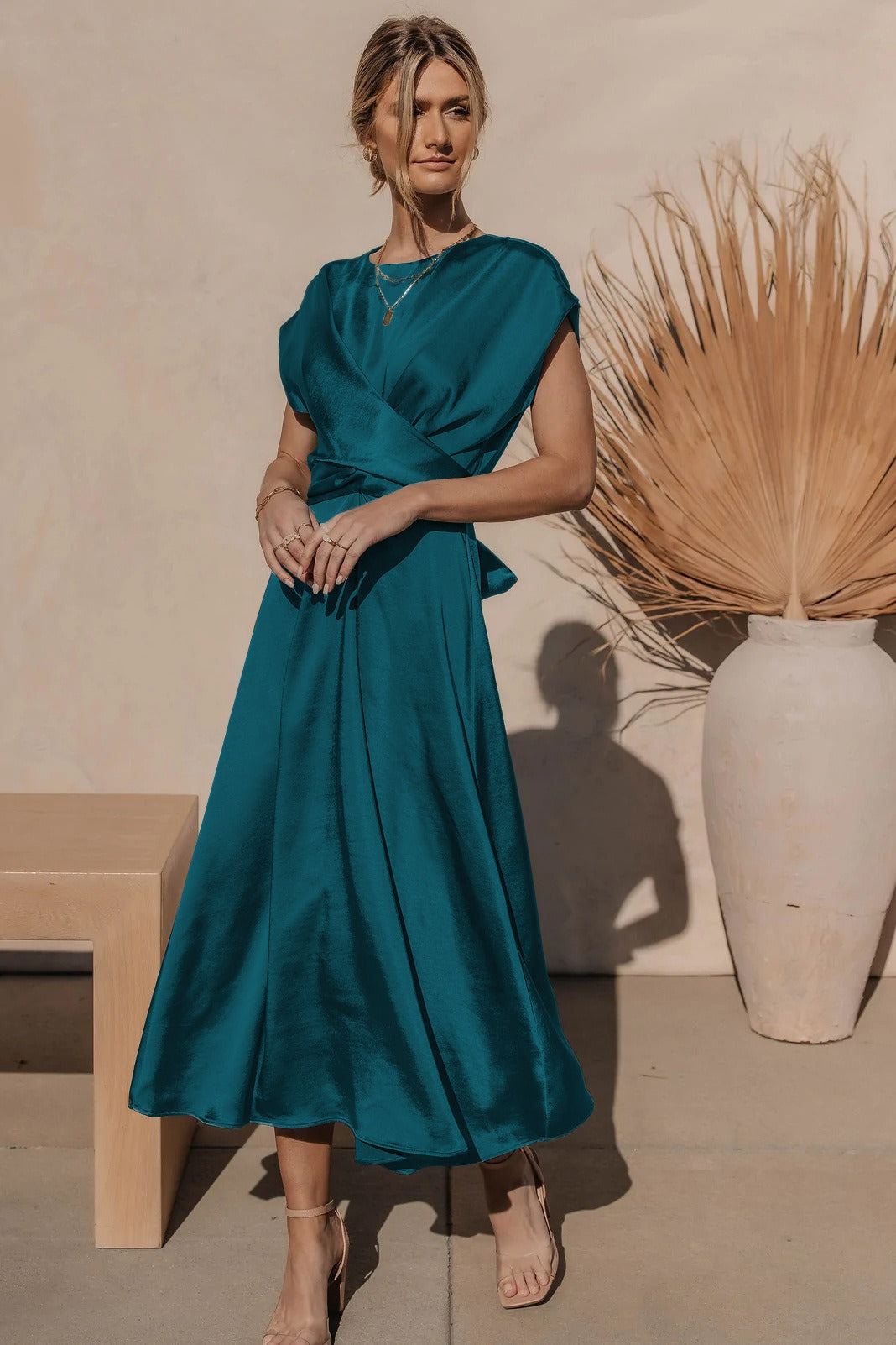Taylor | Elegancka Midi Sukienka
