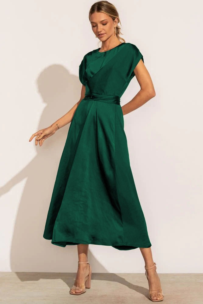 Taylor | Elegancka Midi Sukienka